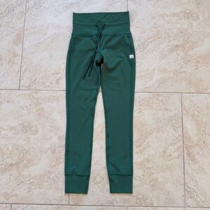 VUORI Women’s Daily Leggings Size XS